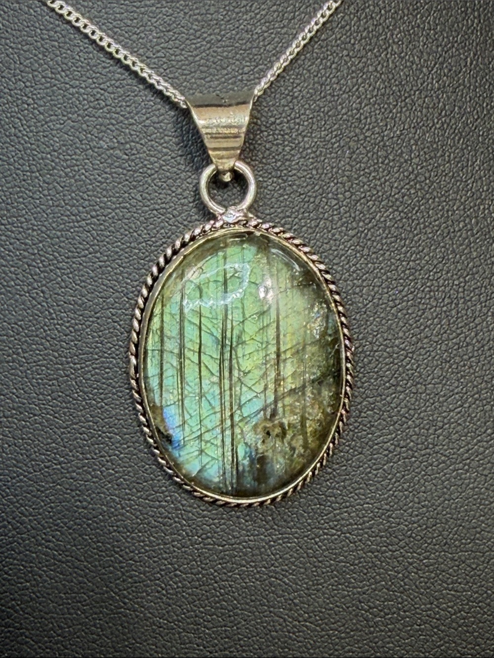 Labradorite Oval Pendant Necklace - Green Blue Iridescent 925 Plated Pendant C2